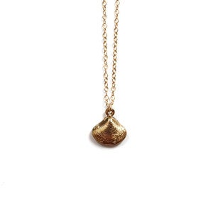 Image of Vintage Seashell Necklace