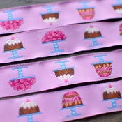 Image of Renaissance Ribbons : Cakes on Pink