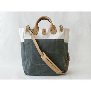 Image of Garrison Bag (Natural/Grey)