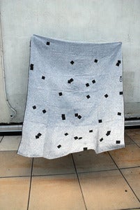 Image of Linen Throw "Square Drops Grey" 