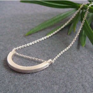 Image of curve necklace