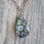 Image of petal drop necklace - large 293