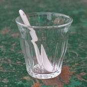 Image of [ petite cuillère en porcelaine ]