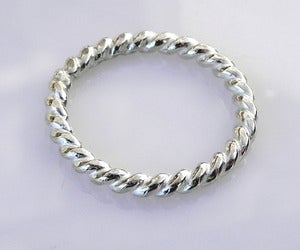 Image of Sterling Silver Twist Ring 