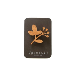 Image of Twigberry Brooch