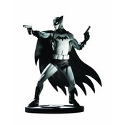 Image of Batman Black and White :: Cliff Chiang :: DC Direct