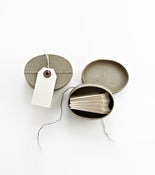 Image of SMALL PARCEL TAGS IN KRAFT BOX