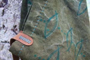 Image of vintage french linen canvas large beach market tote bag - ka'a'awa fish