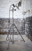 Image of lampe cremer sur pied / Cremer lamp on tripod