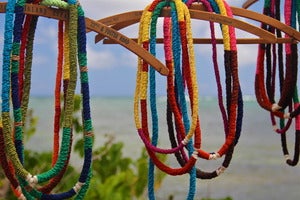 Image of afro lei necklace - honua