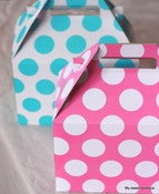 Image of Boîtes à poignée blanche à pois bleus ou rose à pois blancs