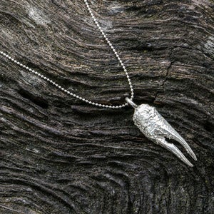 Image of La Petite Claw (sterling silver)