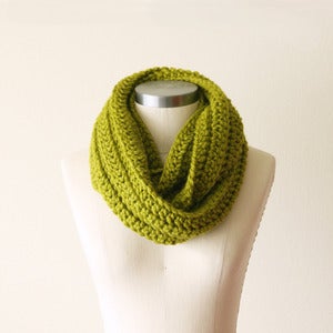 Image of Chunky Cowl in Lemongrass