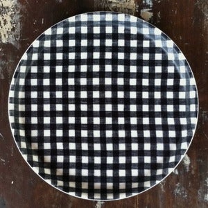 Image of Linen Tray: Round Navy White Check