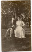 Image of c. 1910 COUPLE & A CAMERA VINTAGE SNAPSHOT PHOTO 