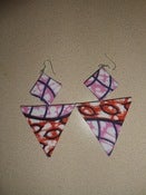 Image of CIRCLE TRIANGLE EARRINGS