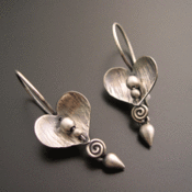 Image of Bleeding Heart Earrings Silver
