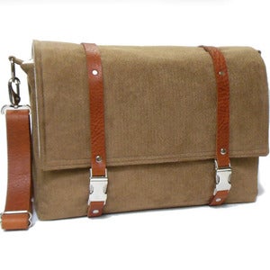Image of Ultimate Stash 13" / 15" / 17" laptop messenger bag with leather strap in camel brown herringbone
