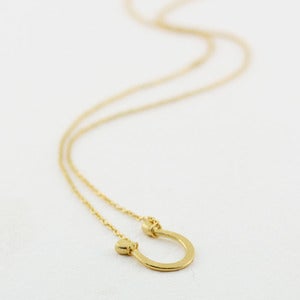 Image of 18k gold vermeil horseshoe necklace