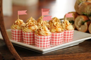 Image of Red Gingham Scallop Edge Cupcake Cases