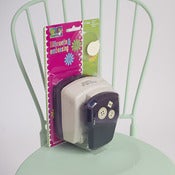 Image of Troquel papel en forma de botones