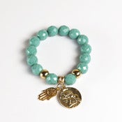 Image of PULSERA CUENTAS TURQUESA CON MANO DE FÁTIMA Y ÁNGEL