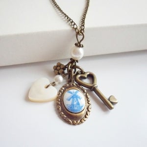 Image of Vintage Keepsake Necklace