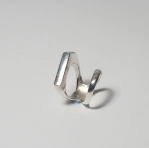 Image of Linear Knuckle Ring