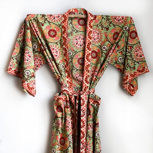 Image of Anokhi Suzani Cotton Robe