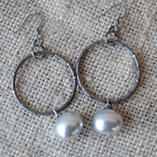 Image of Silver Shell Pearl Earrings