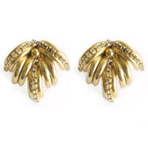 Image of Vintage 1970s Gold Tone Cluster Diamante Rhinestone Earrings