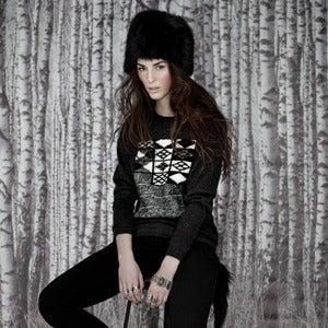Image of Eve Gravel 'Square' top