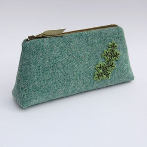 Image of Large green Harris tweed case