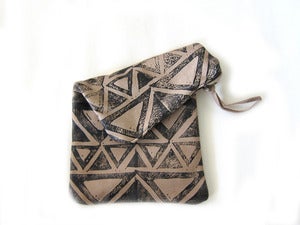 Image of Medium bone/black Triangles hand-printed leather long pouch