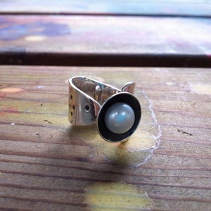 Image of Sterling Silver & Pearl Fortune Fish Ring