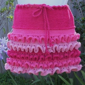 Image of Arwen Skirt kit sizes 2-6 in Pink colourway