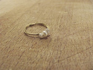 Image of Three Pearl Ring