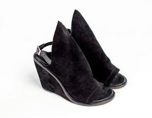 Image of BOULEVARD wedges (black suede) 