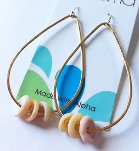 Image of 3 Puka Teardrops
