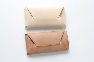 Image of The Folded iPhone Carry - Natural