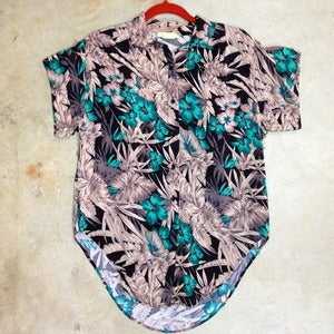 Image of FLORAL BLOUSE  TAN/GRN