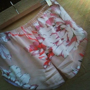 Image of Creme Cake Luxe Short