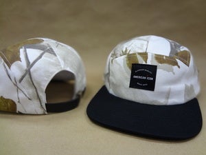 Image of Real tree Snow camper 5 pannel