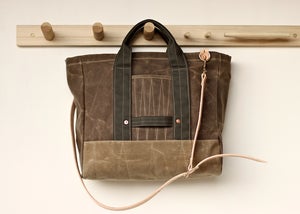 Image of Utility Tote - Field Tan & Sage