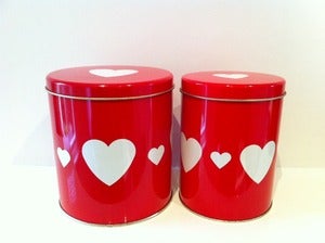 Image of VINTAGE HEARTS TINS REGENCY WARE