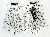 Image of Spiked fluffies uv white/black 