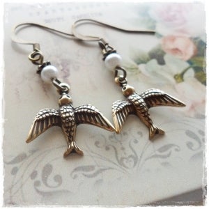 Image of Soar Earrings