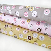Image of Daisy Cottage Mini fabric per metre