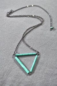 Image of Geometrical Green Necklace