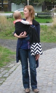Image of Umi Sling Baby Carrier: Organic Cotton Ring Sling with Chevron Accent